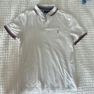 Tommy Hilfiger Polo in white with red/blue detail